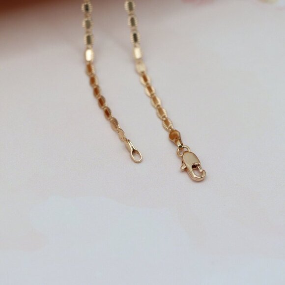 "Shimmer Oval Link Rose Gold Necklace Bold Yet Sleek, XPNL0142 - Picture 12 of 12